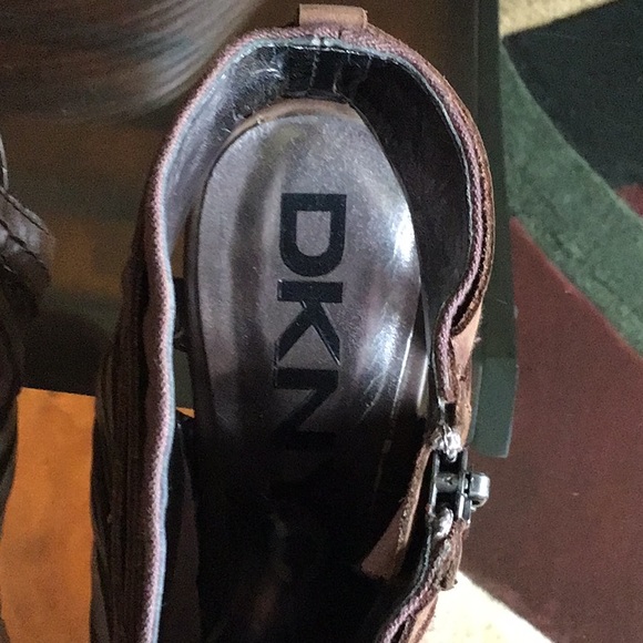 DKNYC Peeptoe Bootie 👀 - Picture 4 of 4